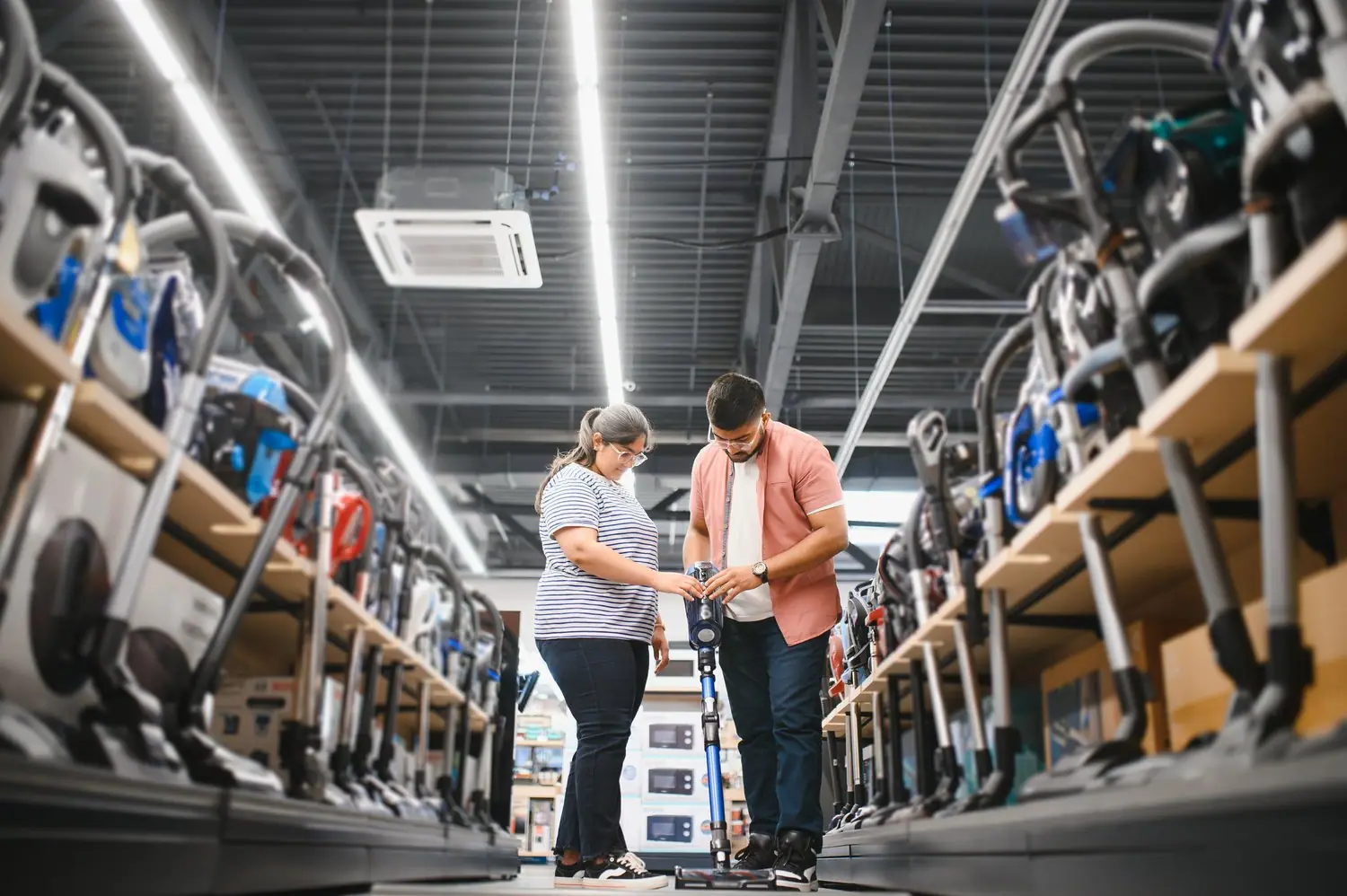 Lean manufacturing w przemyśle: Optymalizacja procesów produkcyjnych