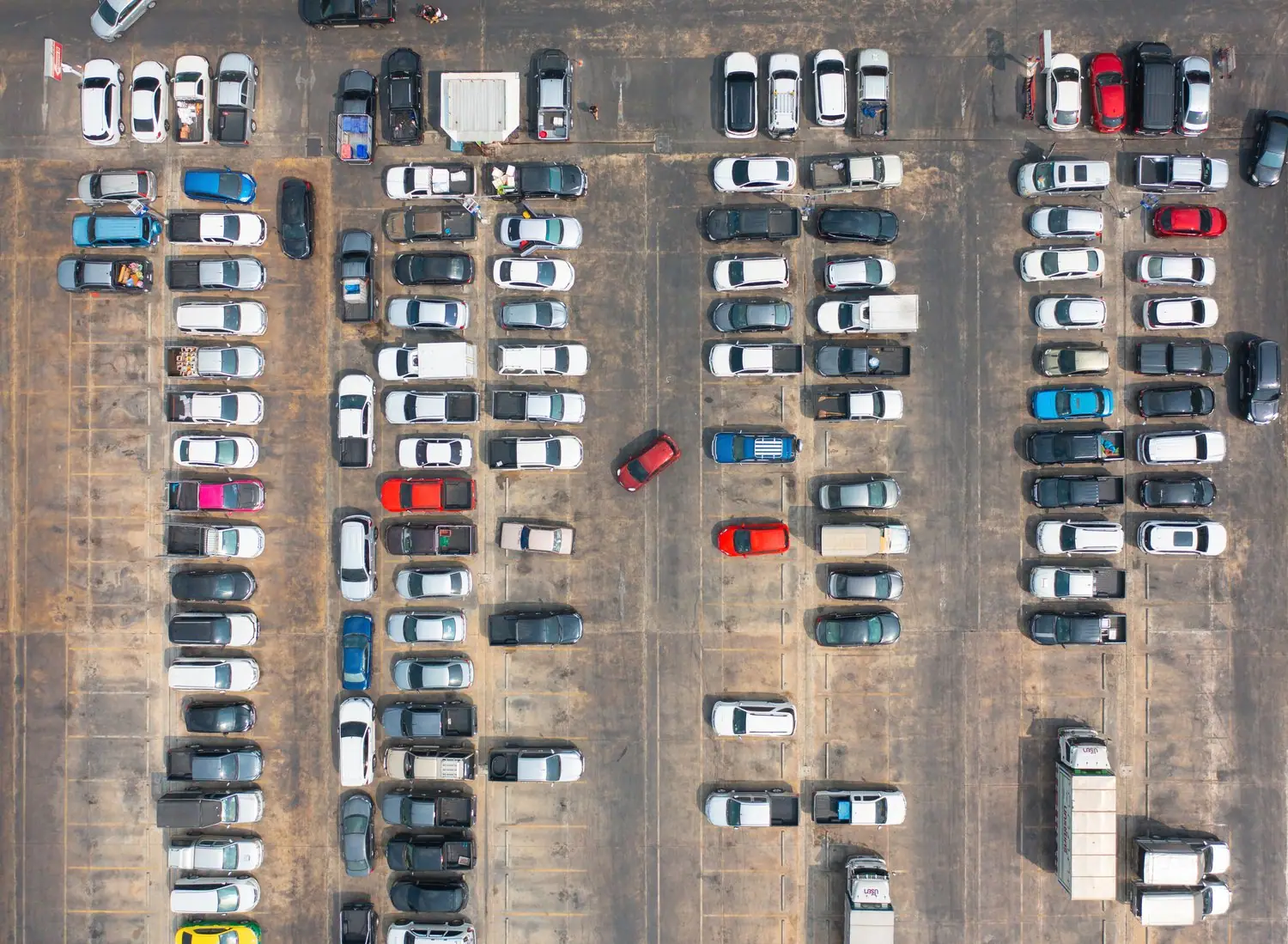 Inwestycje w garaże i miejsca parkingowe: Opłacalność w różnych lokalizacjach
